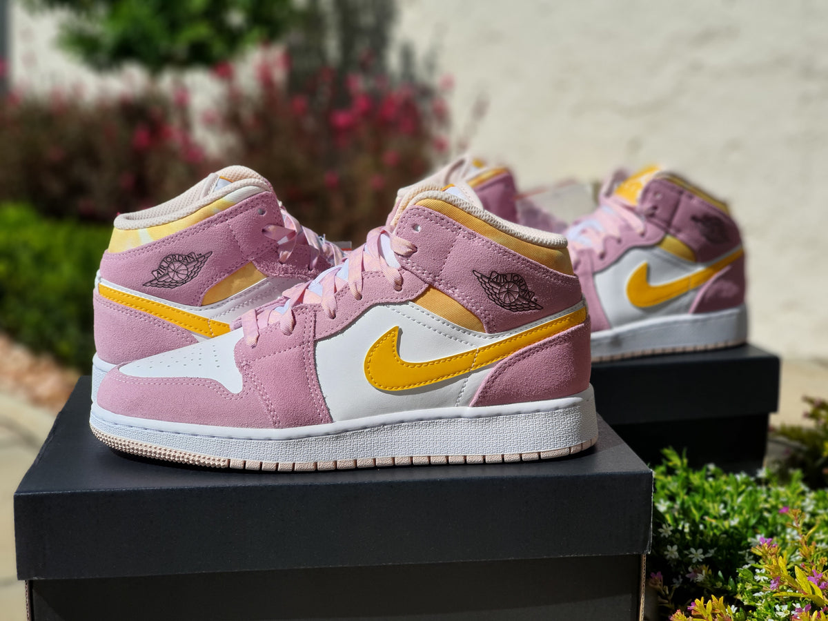 Mid Se Pink And Yellow Air Jordan Mid Se Pink And Yellow Jordan 1s