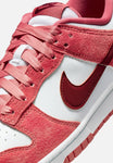 Nike Dunk Low “Valentines Day”