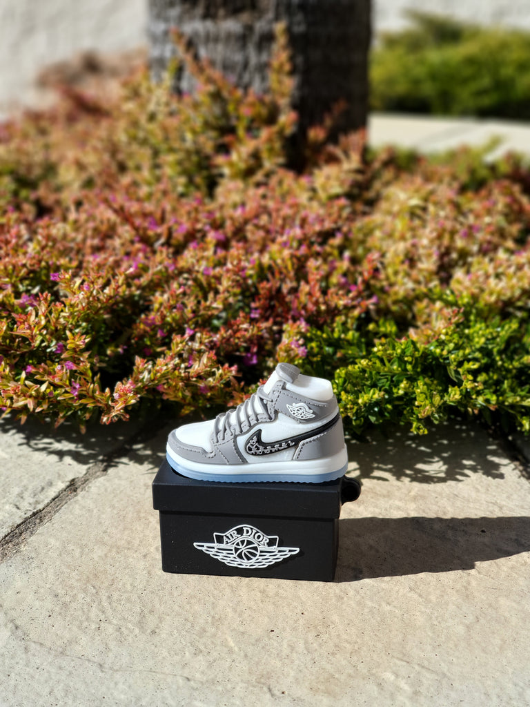 Dior X Nike AJ1 Airpods Case – Southside Streetwear SA