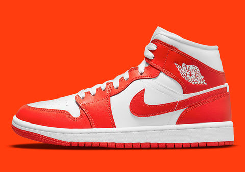 Nike Air Jordan 1 Mid "Hot Orange"